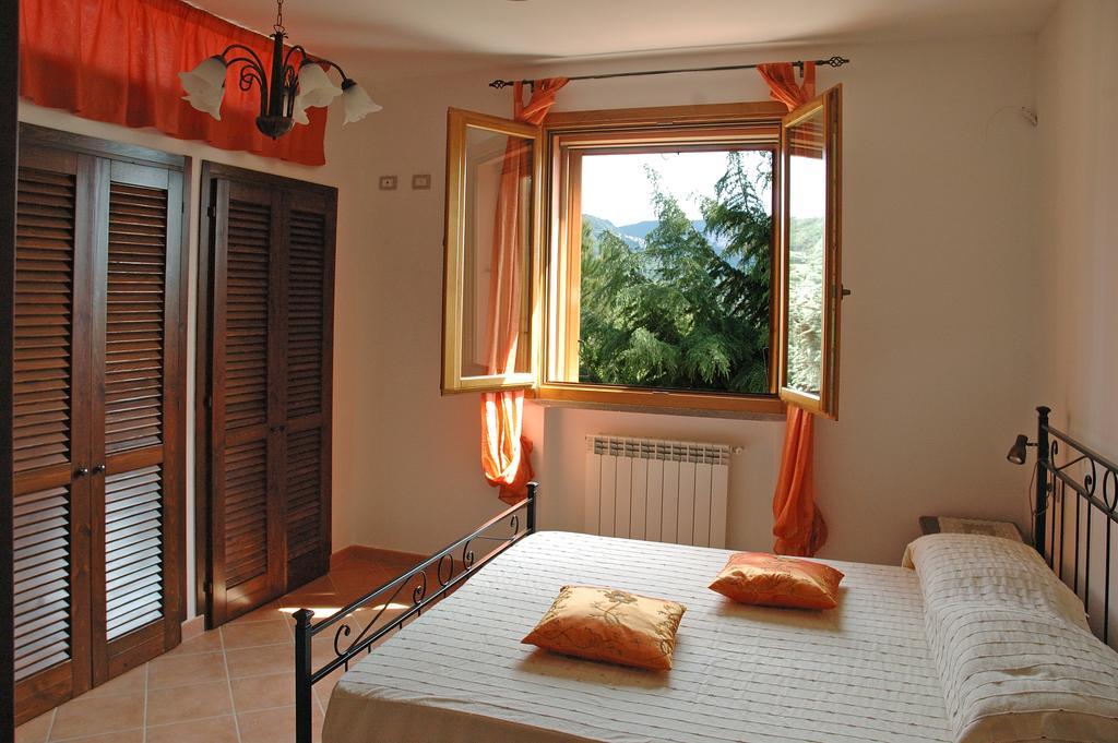 Agriturismo Podere Gozzuto Ґаворрано Номер фото